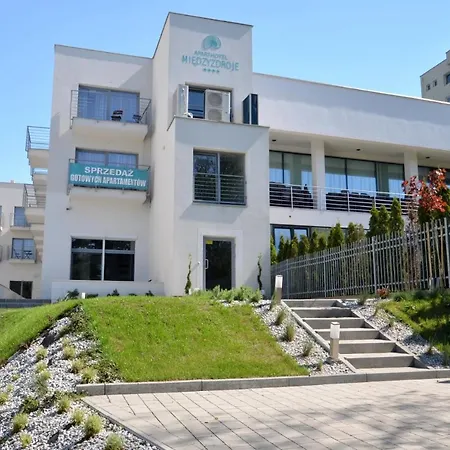Z Balkonem Przy Plazy Aparthotel *