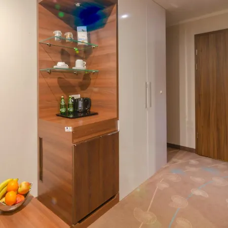 Holidayhomepl Z Balkonem Przy Plazy Aparthotel Misdroy