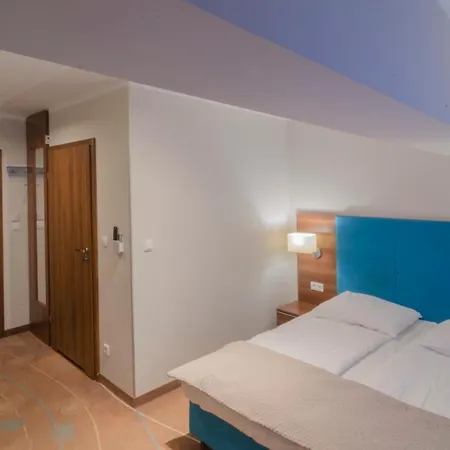 Aparthotel Holidayhomepl Z Balkonem Przy Plazy