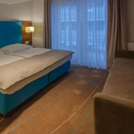 Aparthotel Holidayhomepl Z Balkonem Przy Plazy