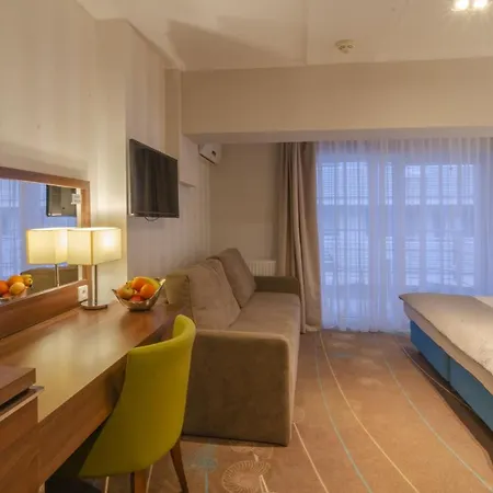 Holidayhomepl Z Balkonem Przy Plazy Misdroy