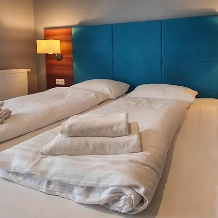 Holidayhomepl Z Balkonem Przy Plazy Aparthotel Misdroy