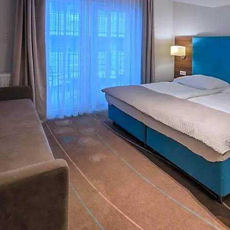 Holidayhomepl Z Balkonem Przy Plazy Lejlighedshotel Miedzyzdroje