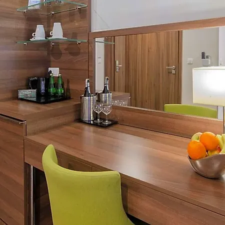 Aparthotel Holidayhomepl Z Balkonem Przy Plazy 3*